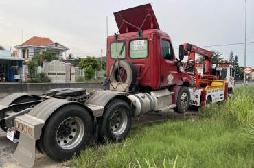 Cứu Hộ Xe Container Bình Thuận